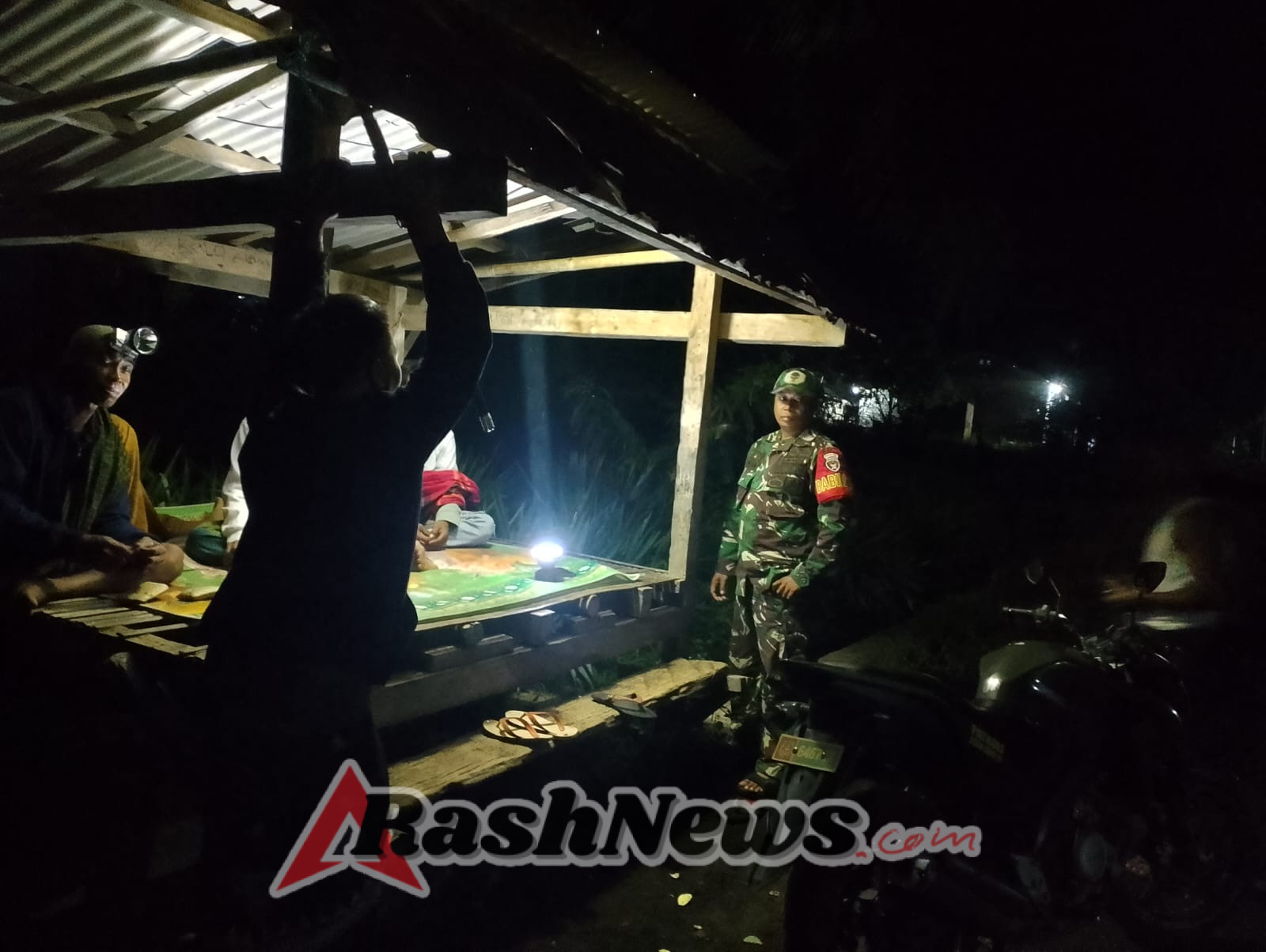 Kegiatan Ronda Babinsa di Kadindi Atas Berjalan Lancar dan Aman