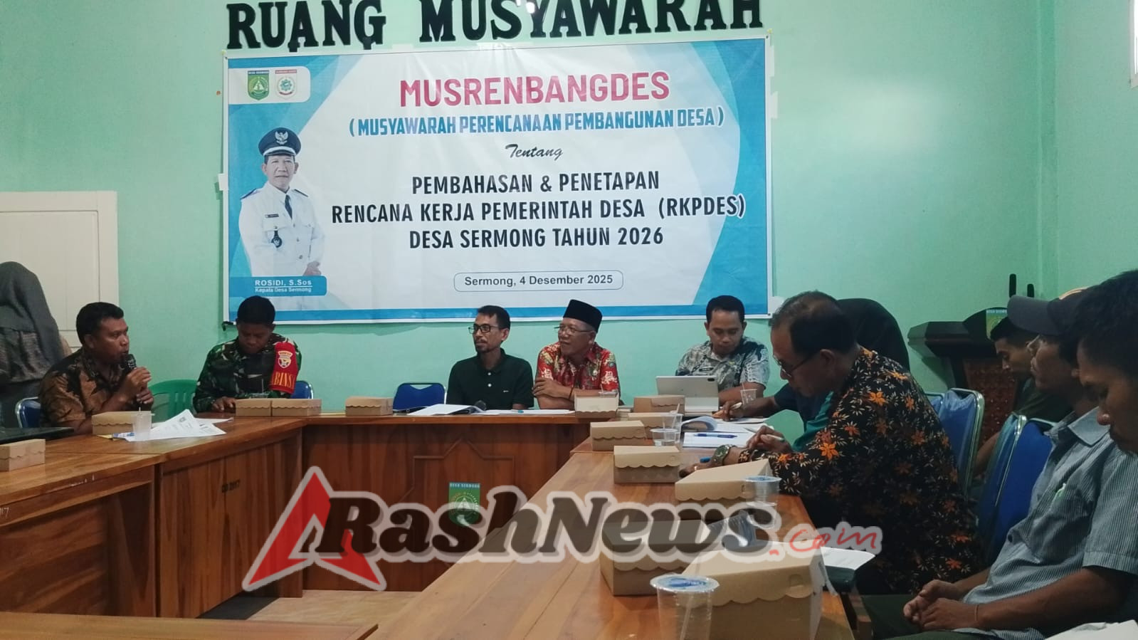 Perkuat Sinergi, Babinsa Sermong Terlibat Langsung dalam Pembahasan RKPDes 2026