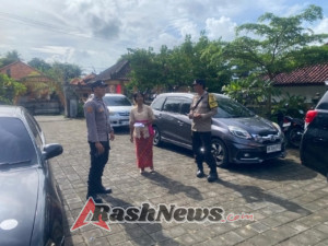 Polsek Selemadeg barat laksanakan pengamanan Ibadah Misa Minggu Umat Kristen di Gereja Sabdajati Desa Selabih