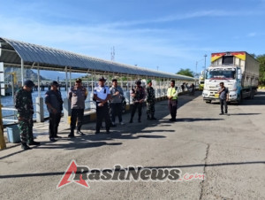 Sinergi Lintas Instansi, Apel Posko Terpadu Nataru Digelar di Pelabuhan Poto Tano