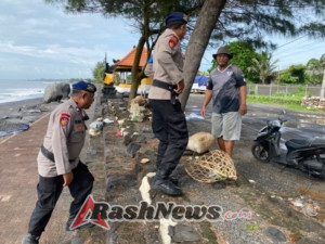 Sat Polairud Polres Gianyar Intensifkan Patroli Pesisir di Pantai Masceti