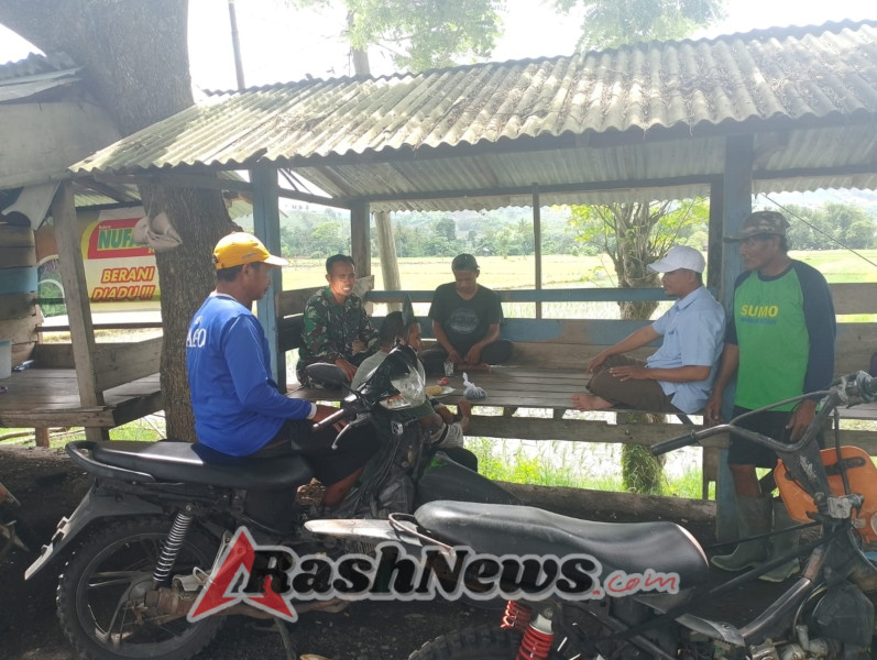 Gotong Royong dan Harmoni Sosial, Babinsa Dorokobo Dampingi Warga Dusun Muhajirin