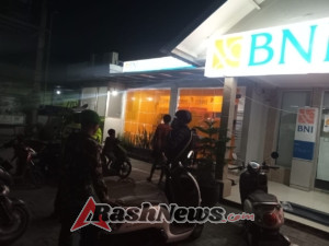 Sinergitas TNI–Polri Jaga Kamtibmas Lewat Patroli Gabungan Pos PAM Nataru Maluk