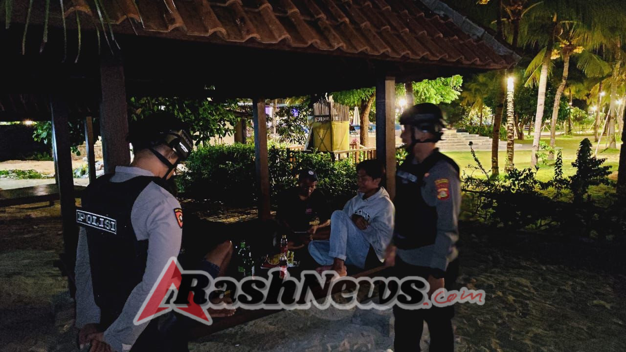 Polsubsektor Lembongan Gelar Patroli Malam Untuk Cegah Gangguan Kamtibmas.