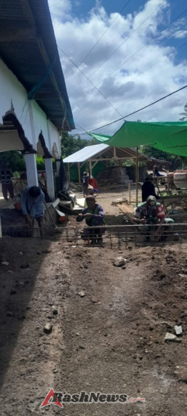 Sinergi TNI dan Warga: Babinsa Tambora Bangun Fasilitas Keagamaan di Dusun Garuda