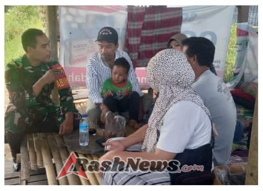 Babinsa Aikmel Utara Aktif Komsos, Ciptakan Lingkungan Aman dan Harmonis