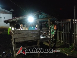 Babinsa Koramil Manggelewa Tingkatkan Silaturahmi dan Keamanan Lingkungan