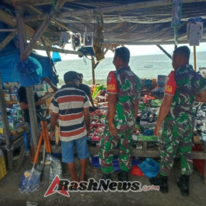 Perkuat Keamanan Wilayah, Koramil 1625-04/Mauponggo Gelar Patroli Pasar