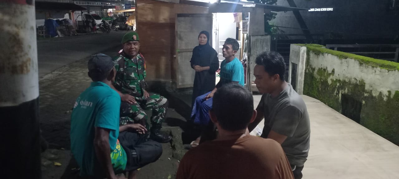 Koramil 1628-02/Sekongkang Tingkatkan Keamanan Lingkungan Melalui Patroli Rutin