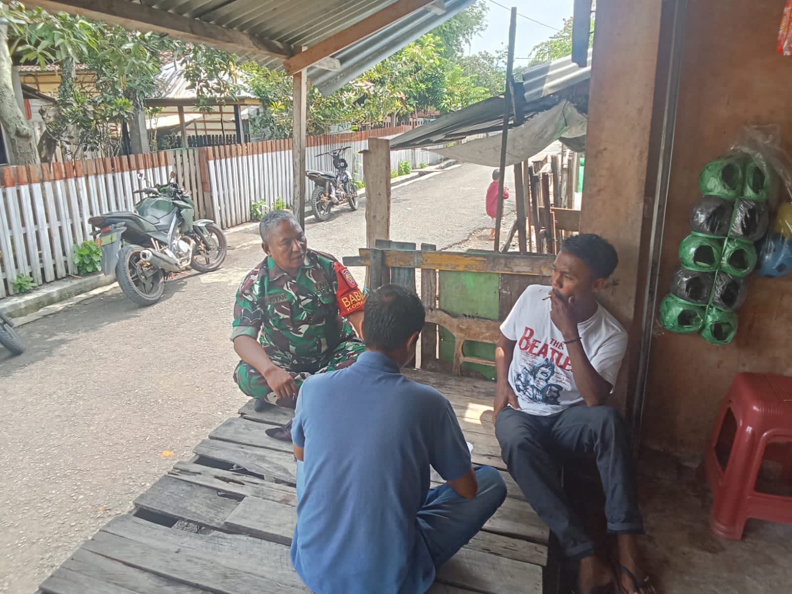 Komsos Babinsa Tanju Wujudkan Lingkungan Aman dan Kondusif