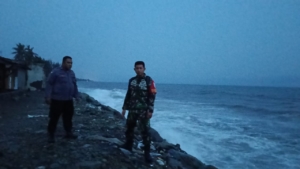 Sinergi TNI–Polri Jaga Keselamatan Nelayan Pantai Gading