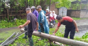 Sinergi TNI dan Warga Hadapi Dampak Cuaca Ekstrem