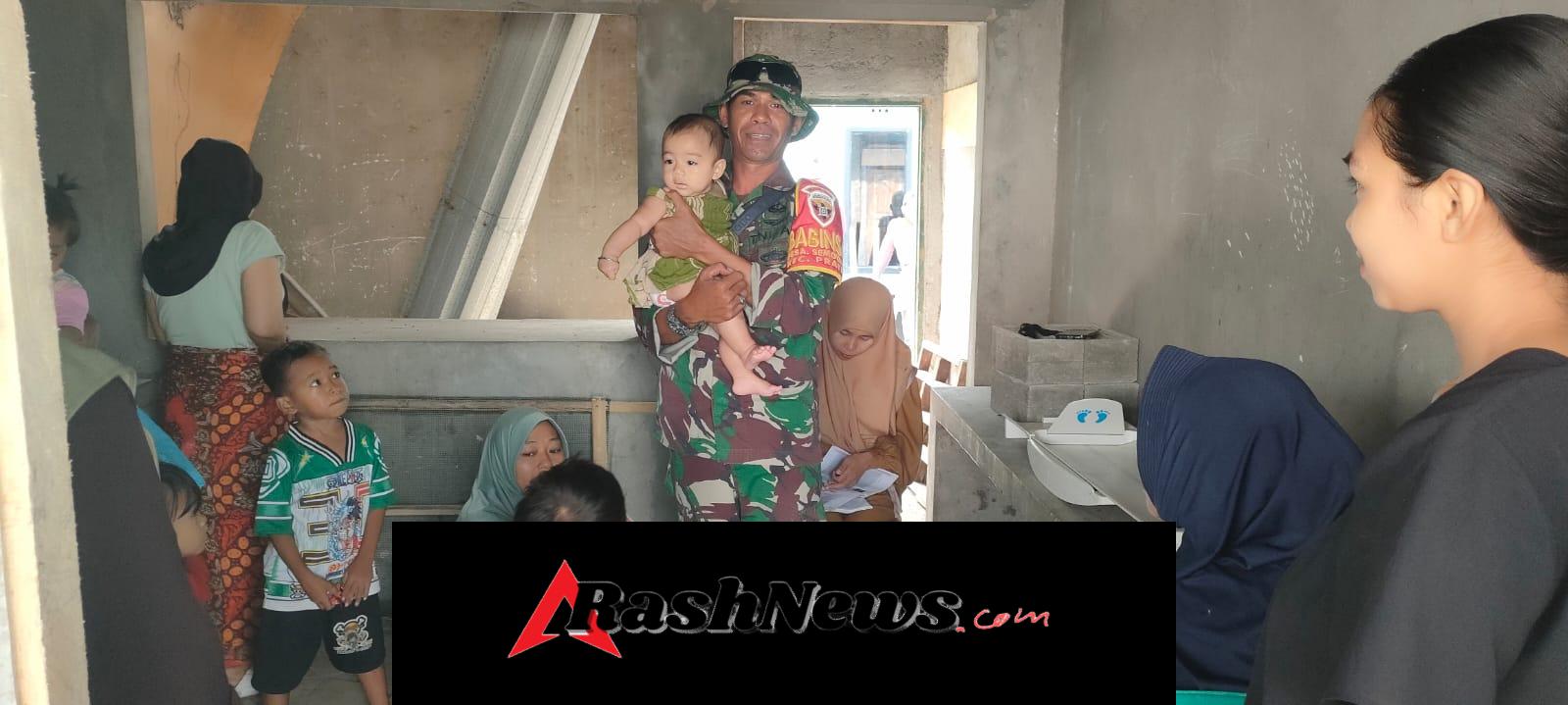 Pastikan Kesehatan Generasi Penerus, Babinsa Kodim 1620/Loteng Dampingi Layanan Posyandu di Pengadang