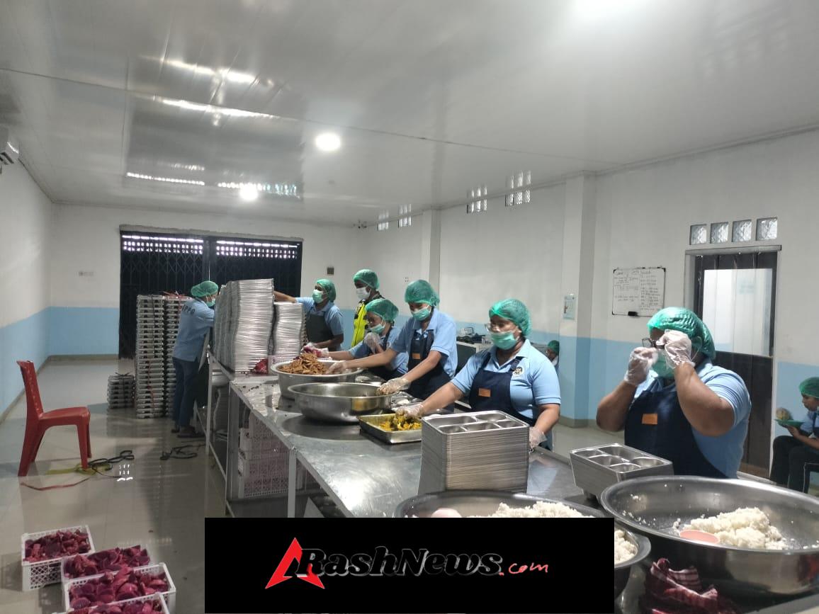 Ribuan Siswa di Kecamatan Pantai Baru Terima Makanan Bergizi dengan Pendampingan Babinsa