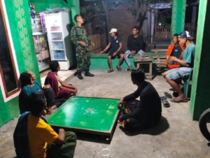 Ronda Malam Jadi Sarana Babinsa Perkuat Keamanan Warga Binaan