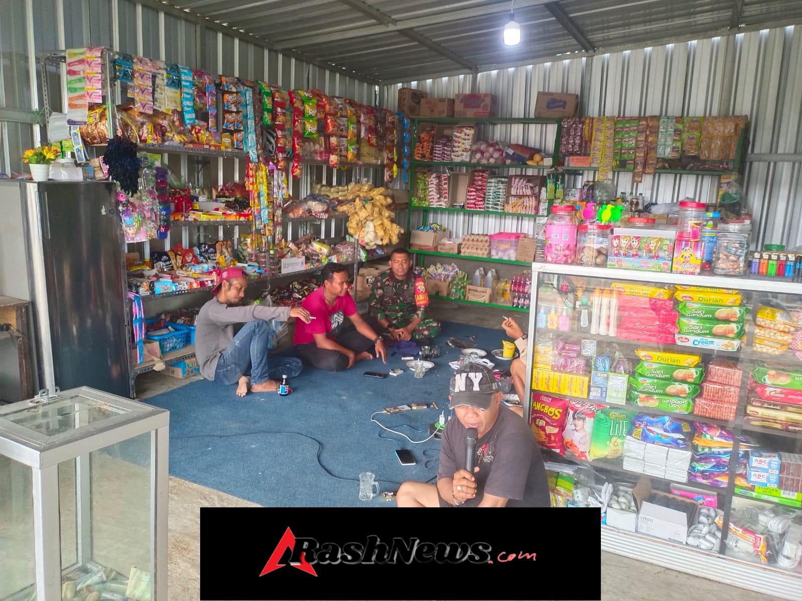 Babinsa Poto Tano Hadir di Tengah Warga, Komsos Jadi Sarana Jaga Keamanan Desa