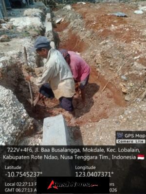 Pengawasan Babinsa Pastikan Pekerjaan Pondasi Koperasi Merah Putih Berjalan Aman dan Lancar