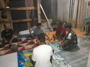 Ciptakan Wilayah Aman, Koramil 1628-02/Sekongkang Gelar Patroli Rutin