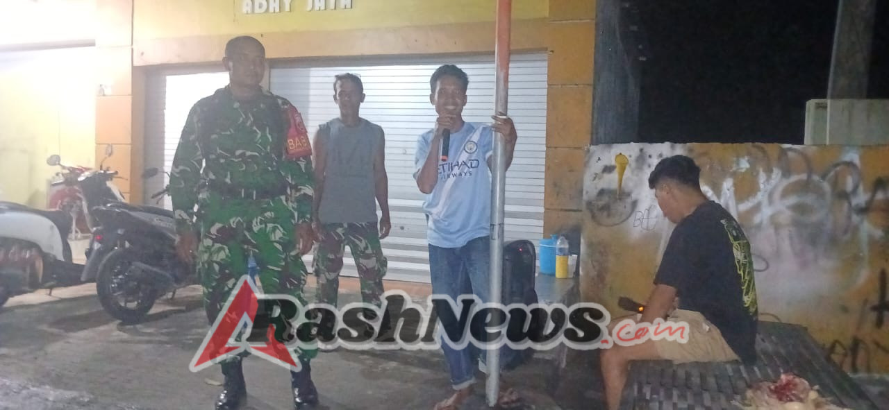 Babinsa Ajak Warga Desa Ta’a Jaga Kamtibmas Lewat Patroli Malam