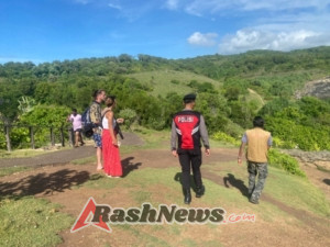 Unit Samapta Polsek Nusa Penida Amankan Obyek Wisata Broken Beach.