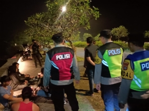 Polsek Denpasar Selatan Gelar Patroli KRYD Antisipasi Gangguan Kamtibmas Malam Minggu