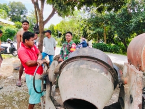 Babinsa Miobar Hadir untuk Rakyat, Bantu Pembangunan Rumah Warga Desa Lemon