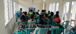 Babinsa Reok Barat Dampingi Petani dalam Panen Raya Nasional