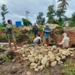 Kopda Komang Septiana Pantau Pekerjaan Koperasi Desa Merah Putih