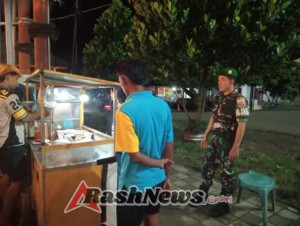 Ciptakan Rasa Aman, Koramil 1628-02/Sekongkang Laksanakan Patroli Malam