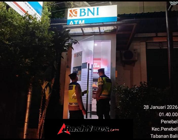 Antisipasi Gangguan Kamtibmas Polsek Penebel Patroli Subuh