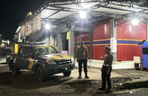 Antisipasi Gangguan Kamtibmas di Jam Rawan, Polsek Pupuan Laksanakan Patroli Barcode dan KRYD
