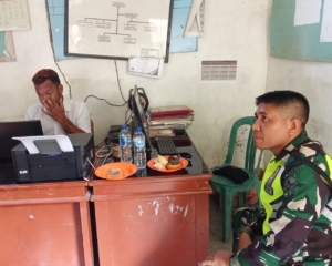 Desa Ranggatalo Tetap Kondusif, Babinsa Ramil 1602-02 Pantau Situasi dan Kumpulkan Data
