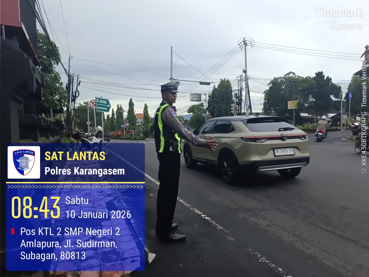 Agar Terciptanya Kelancaran Lalu Lintas Personil Lantas Melaksanakan Penjagaaan Dan Pengaturan di Ktl 2