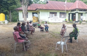 Humanis dan Merakyat, Babinsa Koramil 1618-01/Miotim Aktif Pantau Wilayah Binaan