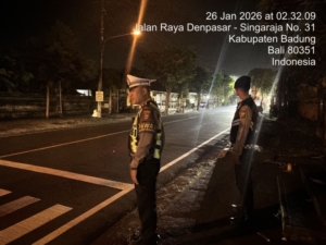 Patroli Subuh UKL Polsek Mengwi Susuri Jalur Denpasar – Singaraja Antisipasi Balapan Liar