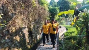 Jaga Kebugaran dan Kekompakan, Personel Polsek Gianyar Gelar Olahraga Bersama di Kissidan