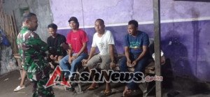 Babinsa Serka M. Tayeb Ajak Warga Dusun Madarutu Jaga Anak dari Keluyuran Malam