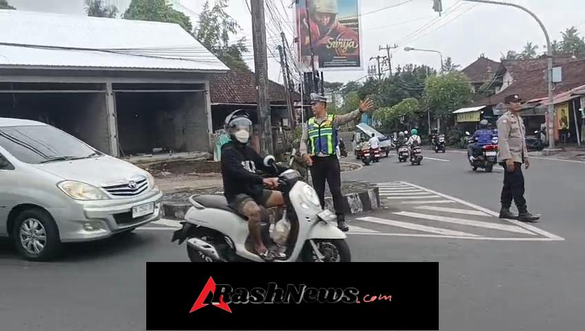 Polsek Abiansemal Fokuskan Pengaturan Lalu Lintas Sore Di Titik Strategis