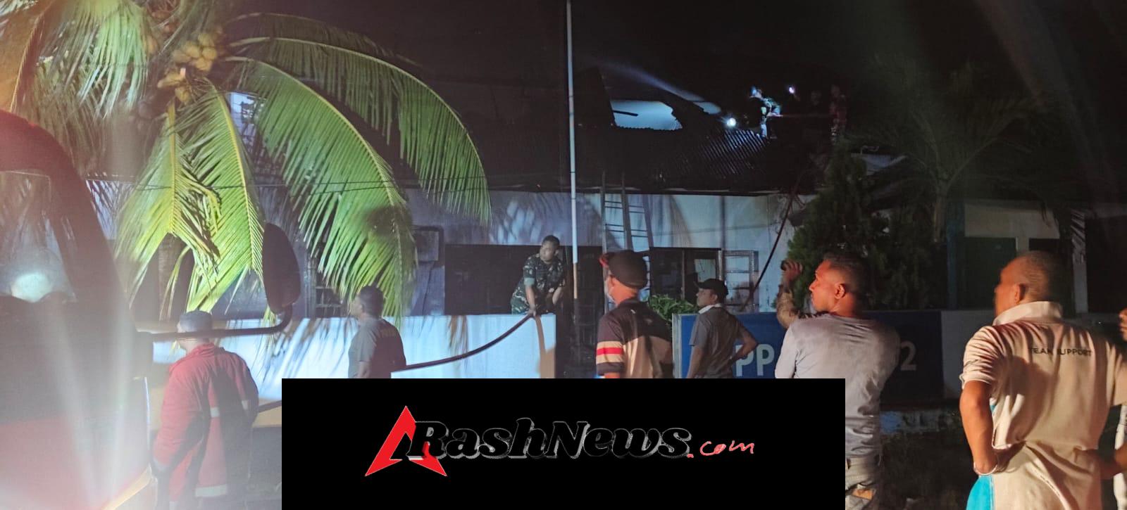 Dandim 1602/Ende Perintahkan Jajaran Terjun Langsung Tangani Kebakaran Gudang PLN