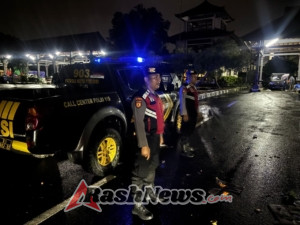 Polsek Dawan Amankan Persembahyangan di Pura Goa Lawah.