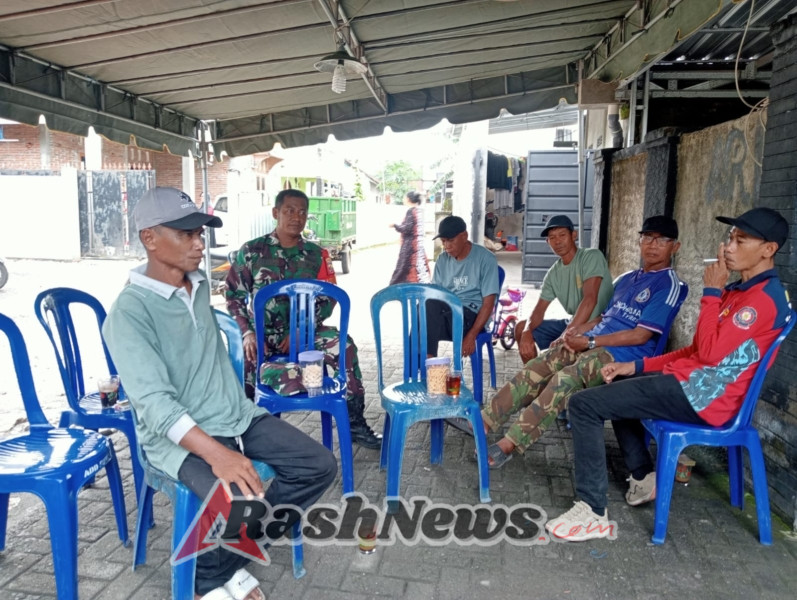 Sertu Ismail Gelar Patroli Wilayah dan Komsos di Desa Beru