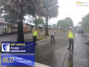 Sat Lantas Polres Karangasem Amankan Jalur Car Free Day di Jalan Veteran