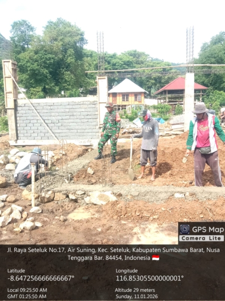 Sertu Ruslin Laksanakan Pendampingan Pembangunan Koperasi Merah Putih Desa Air Suning