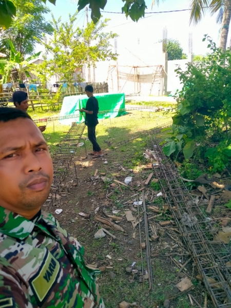 Babinsa Desa Dasan Anyar Monitoring Aktivitas Koperasi Merah Putih