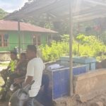 Situasi Kondusif, Babinsa Koramil 1602-04 Pantau Keamanan Wilayah Desa Aewora