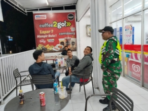 Babinsa Patroli Malam Selaber Wilayah Di titik Kerawan an