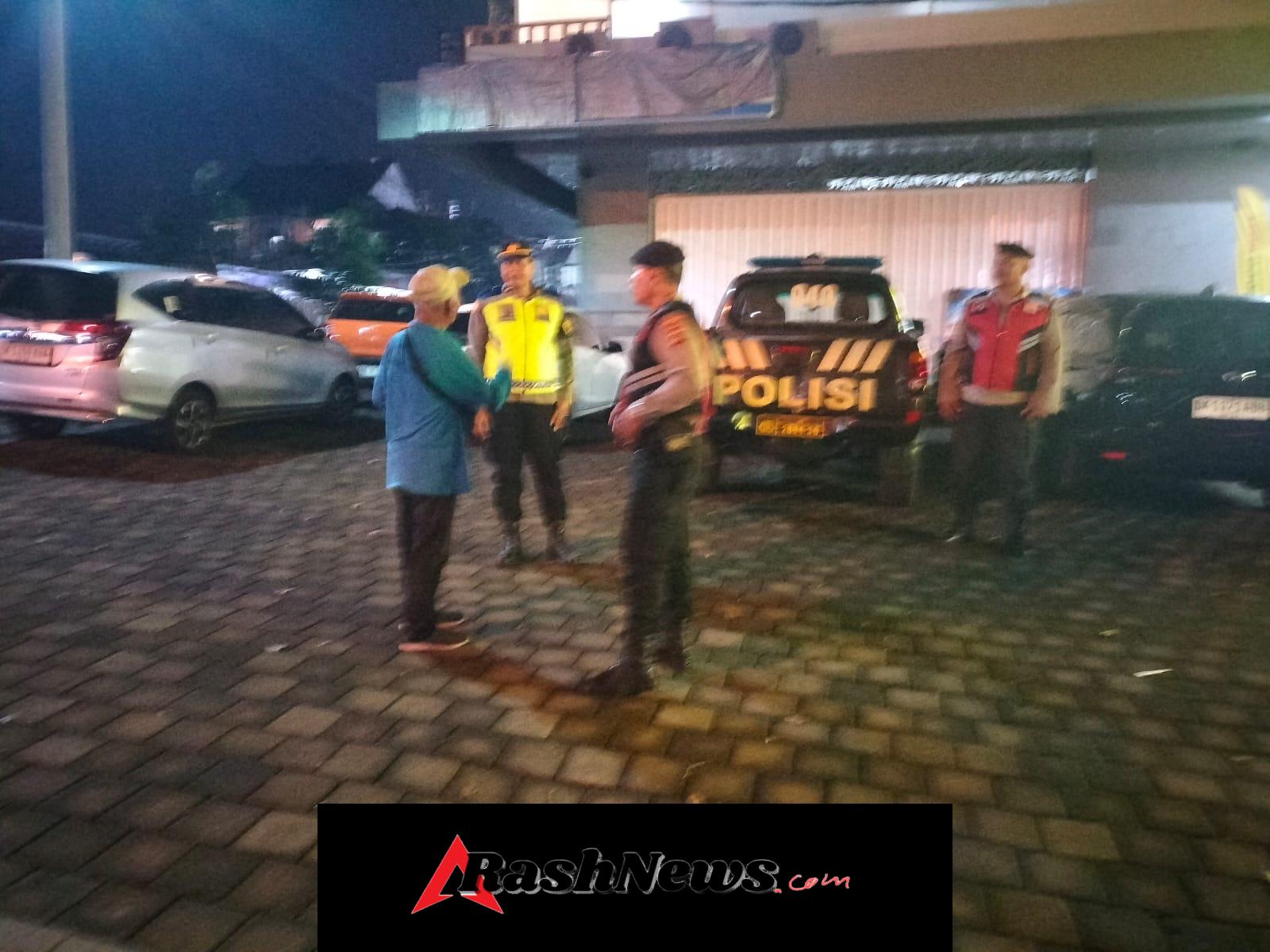Wujudkan Keamanan Polsek Kuta Utara Patroli Sambangi Komplek Pertokoan