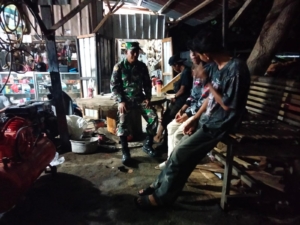 Serda Bukhari Pimpin Patroli Malam, Wilayah Poto Tano Tetap Kondusif