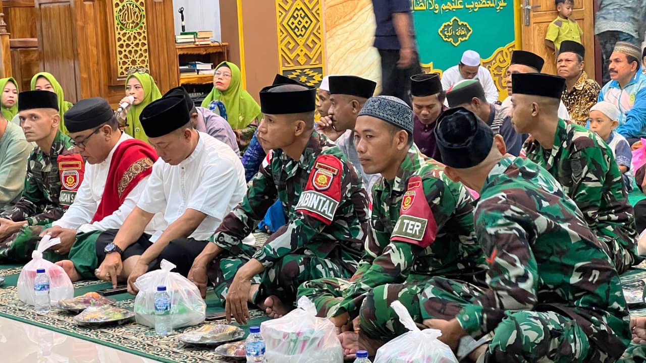 Yonarmed 12 Kostrad Perkuat Sinergi dengan Tokoh Agama Melalui Peringatan Isra’ Mi’raj