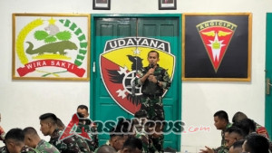 Hangatkan Malam Pergantian Tahun, Makosatgas Satgas Pamtas Gelar Makan Bersama